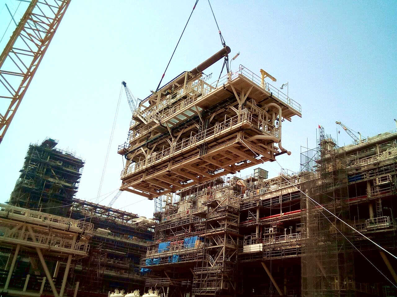 Umm Lulu Super Complex Offshore Multimedia Filter Skid Package Lifting 1